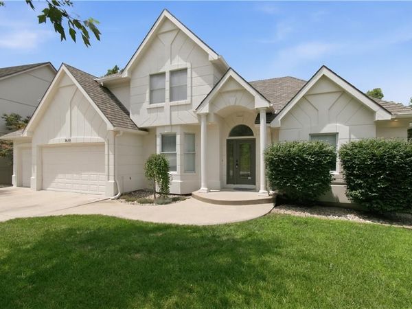 3620 NW Primrose Lane, Lee's Summit, MO 64064