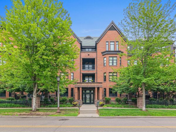 80 Western Avenue N, Unit 107, Saint Paul, MN 55102