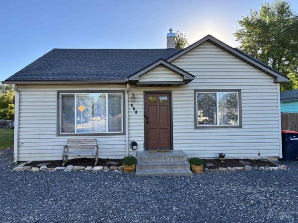 553 N Sparks St, Twin Falls, ID 83301