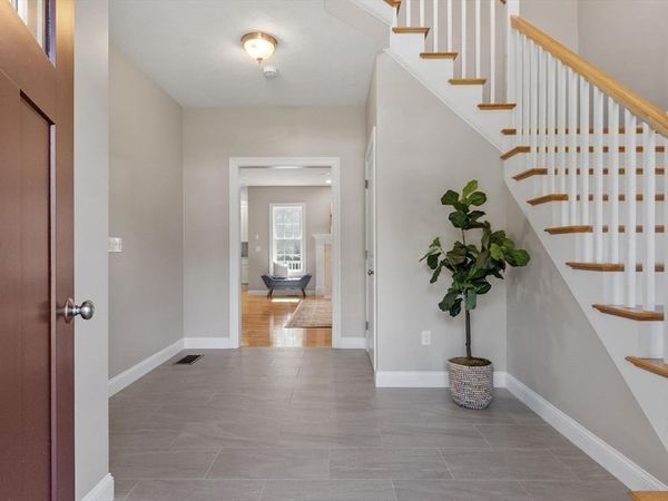 4 Jewett Rd, Sterling, MA 01564