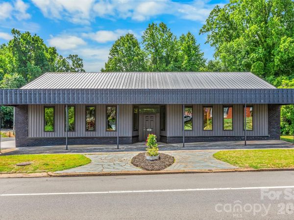 1401 S Salisbury Avenue , Spencer, NC 28159