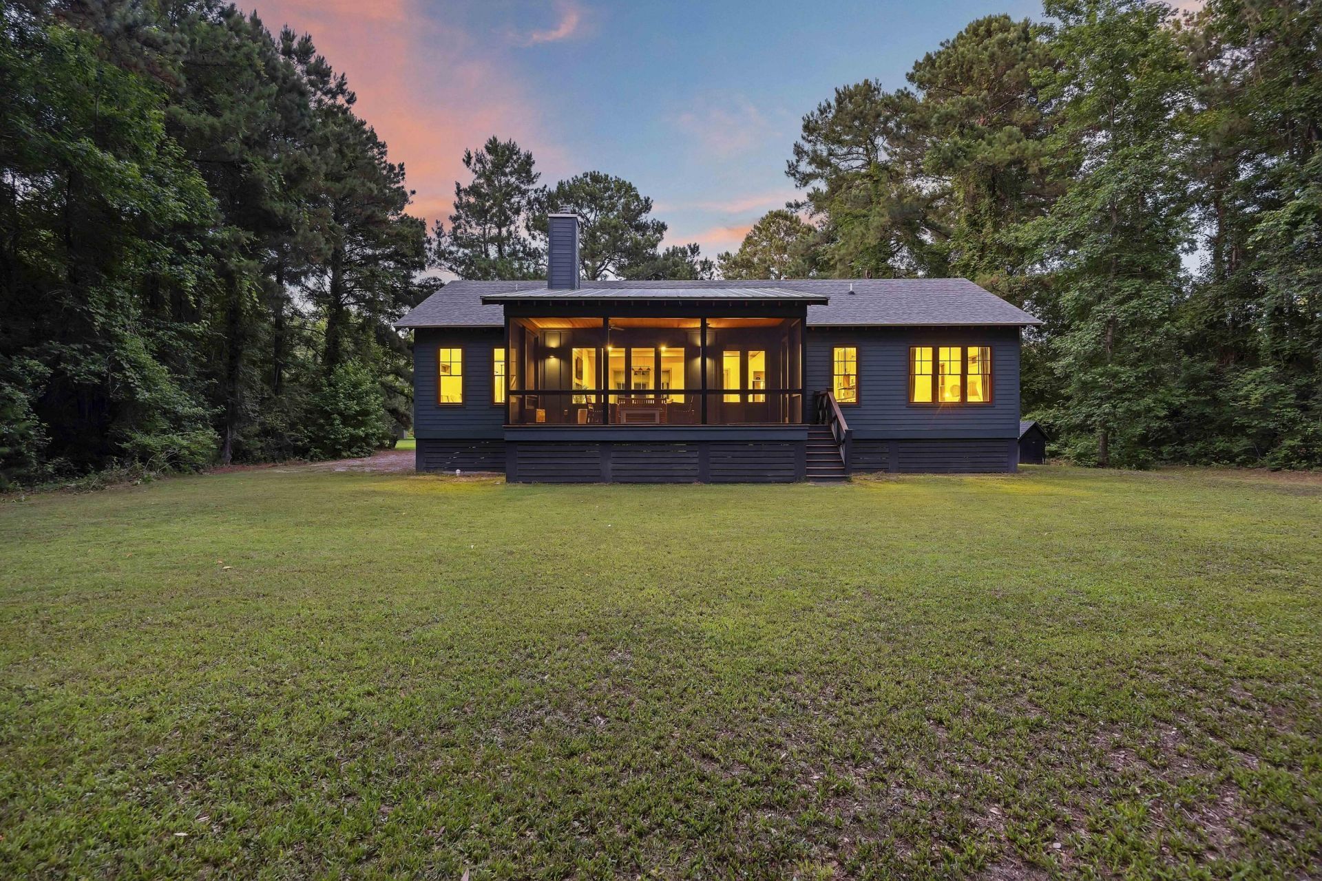 153 Tarbell Lane Photo 35
