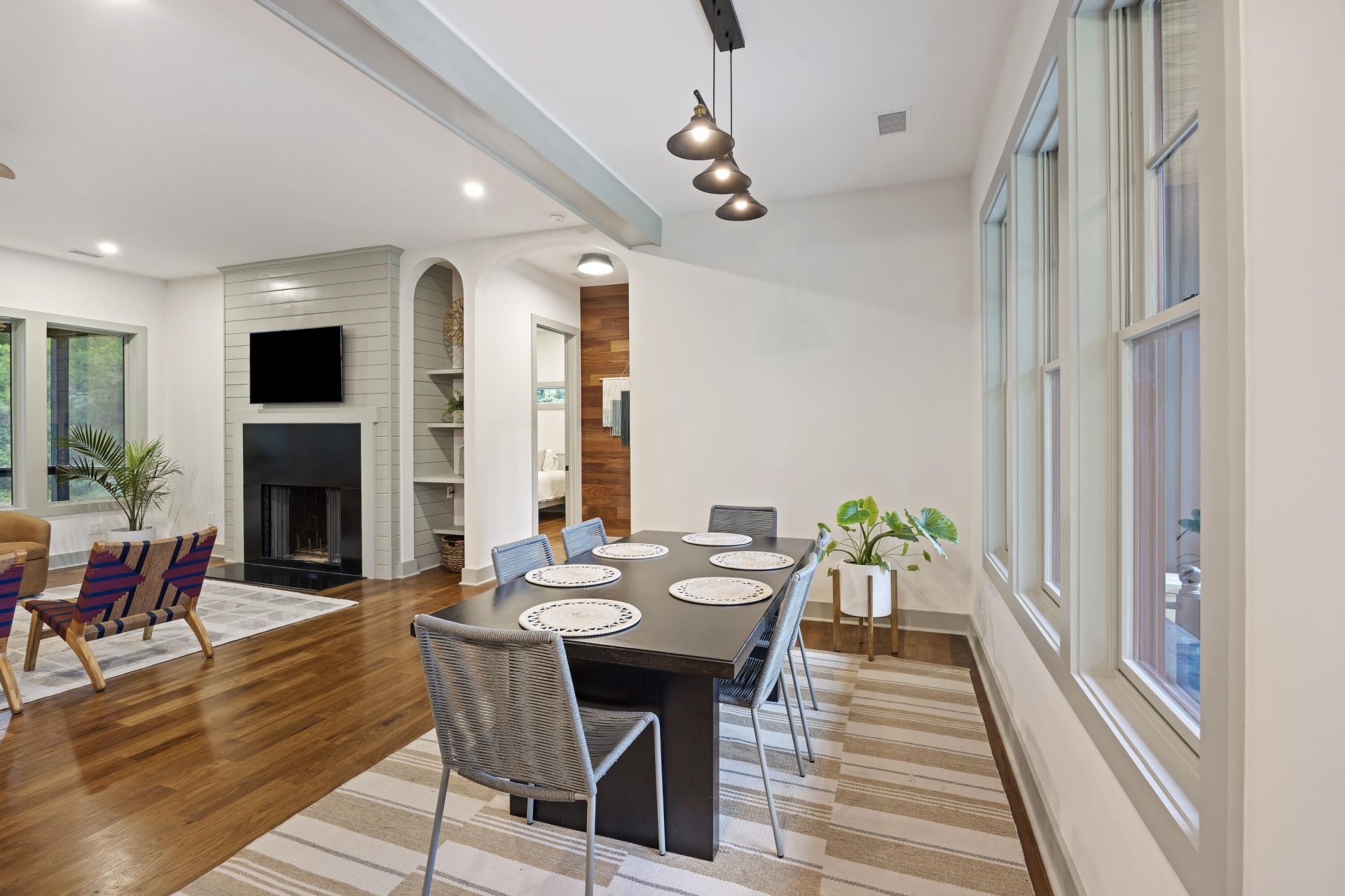 153 Tarbell Lane Photo 4