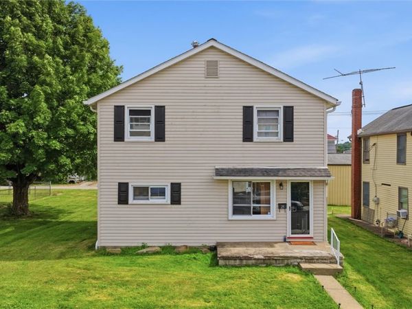 25 Lincoln Ave , Irwin, PA 15642