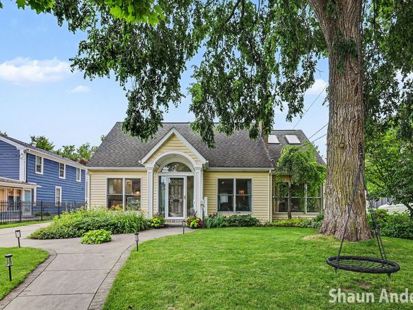 2627 Hall Street SE, Grand Rapids, MI 49506