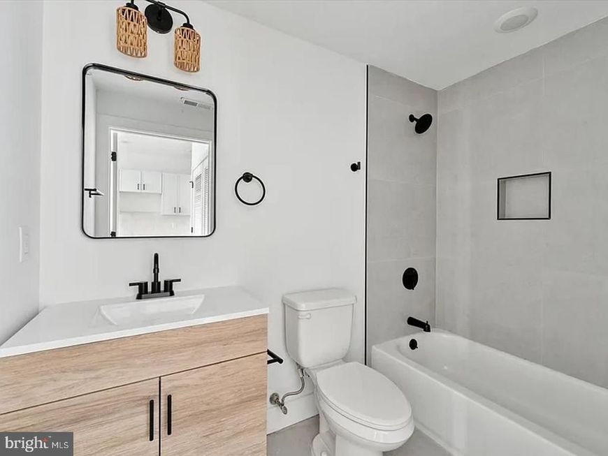 2520 N Front St, Unit 403, Philadelphia, PA 19133 Main Photo