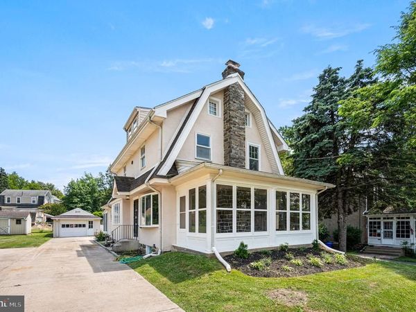 233 S FAIRVIEW AVENUE, UPPER DARBY, PA 19082