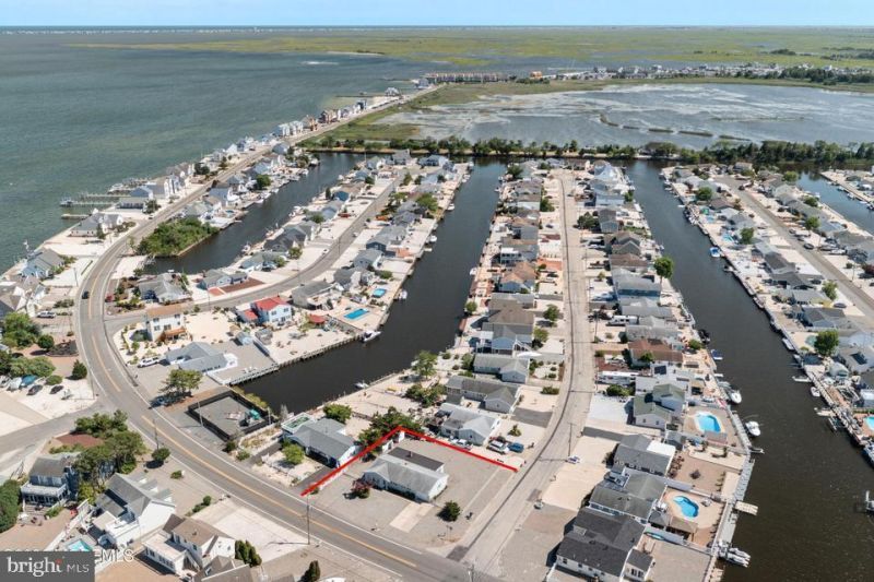258 Bay Shore Drive, Barnegat, NJ 08005 Main Photo