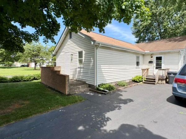 526 Collingwood Avenue , Columbus, OH 43213