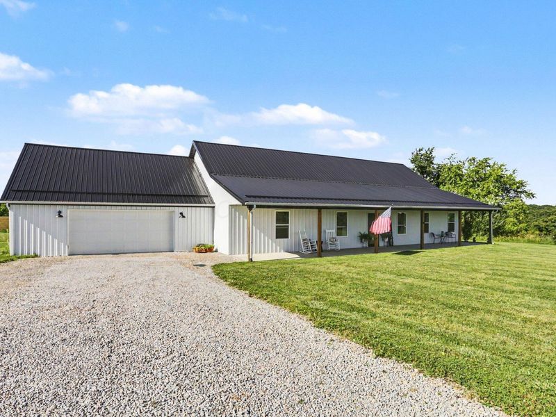 7101 Pleasantview Road SE, Bremen, OH 43107 Photo 3