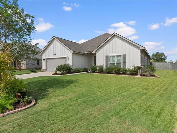 9430 Volterra Avenue, Daphne, AL 36526