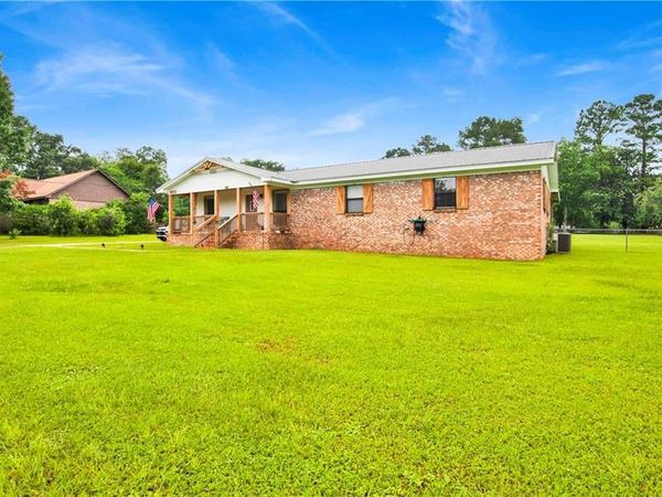 11525 Brenda Road, Fairhope, AL 36532