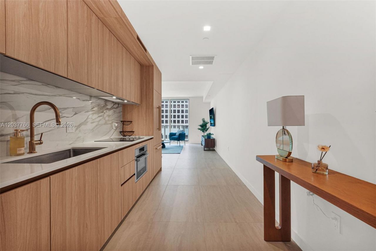 77 SE 5th St , Unit 3714, Miami, FL 33131 Photo