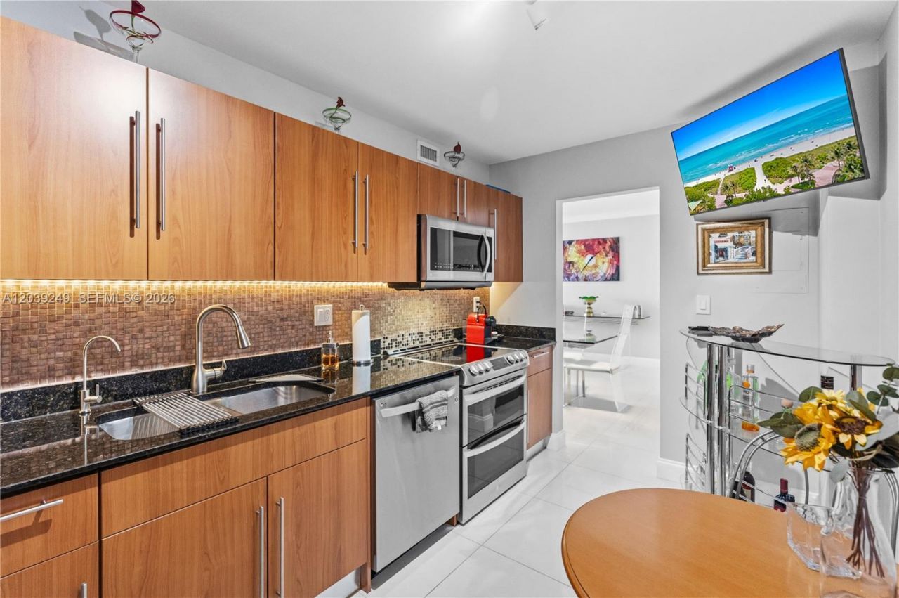 3001 S Ocean Dr, Unit 1023, Hollywood, FL 33019 Photo