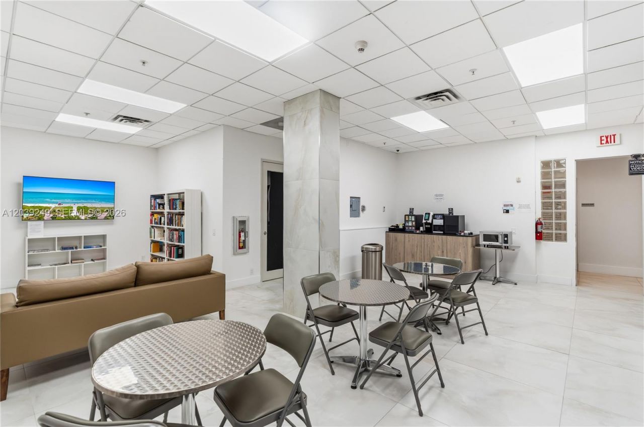 3001 S Ocean Dr, Unit 1023, Hollywood, FL 33019 Photo