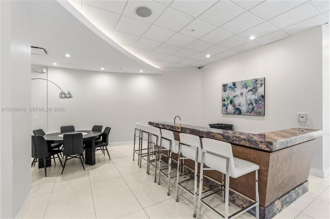 3001 S Ocean Dr, Unit 1023, Hollywood, FL 33019 Photo