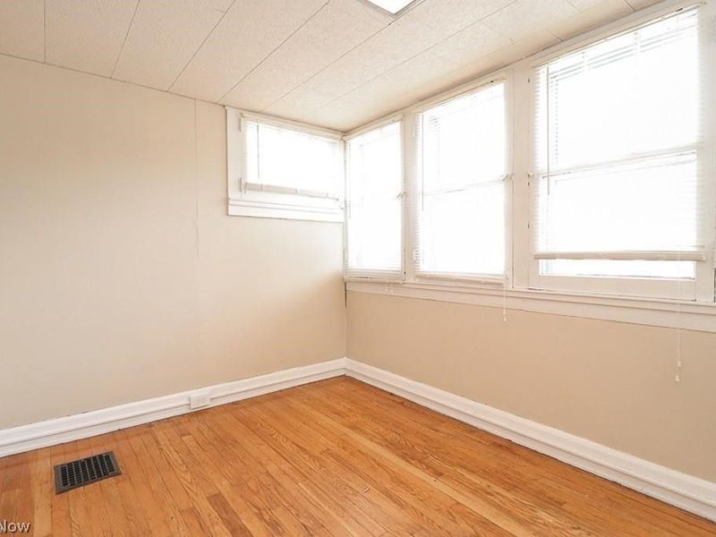 3554 Raymont Boulevard , University Heights, OH 44118 Photo 7