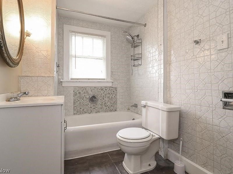 3554 Raymont Boulevard , University Heights, OH 44118 Photo 8