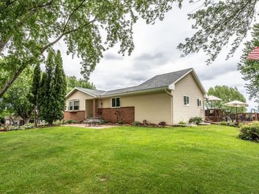 24854 Lewiston Boulevard, Hampton, MN 55031
