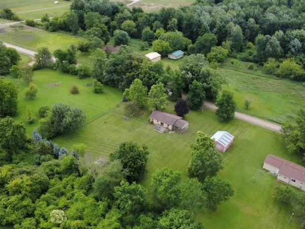 8040 Smith Road , Argentine Twp, MI 48436