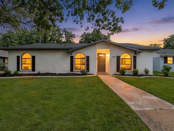 1137 Kingston Drive, Lewisville, TX 75067
