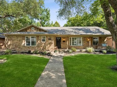 7030 Town North Drive, Dallas, TX 75231