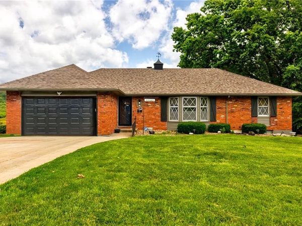 12162 E 39th Terrace, Independence, MO 64052