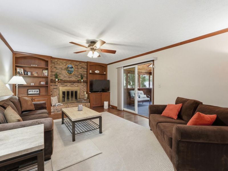3858 Cypress Creek Drive, Columbus, OH 43228 Photo 13