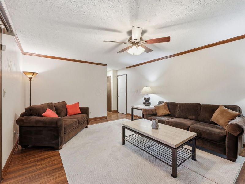 3858 Cypress Creek Drive, Columbus, OH 43228 Photo 14