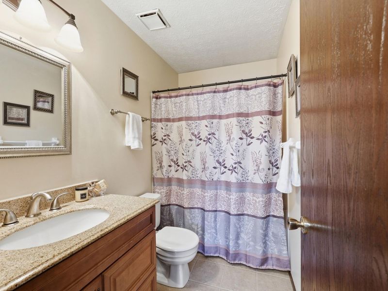 3858 Cypress Creek Drive, Columbus, OH 43228 Photo 26
