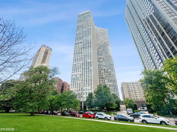 2626 N Lakeview Avenue , Unit 2506, Chicago, IL 60614