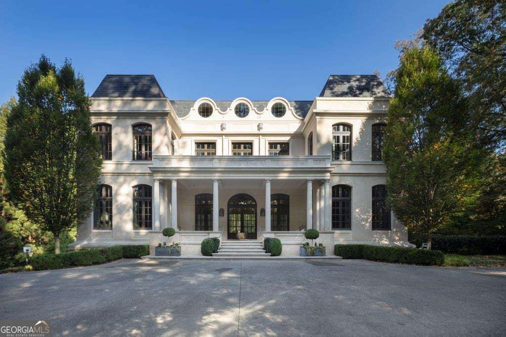 133 Blackland Road Nw, Atlanta, GA 30342 Main Photo