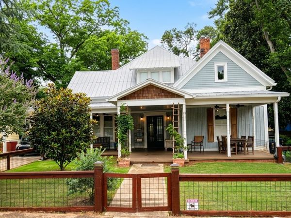 79 Georgia Avenue, Commerce, GA 30529