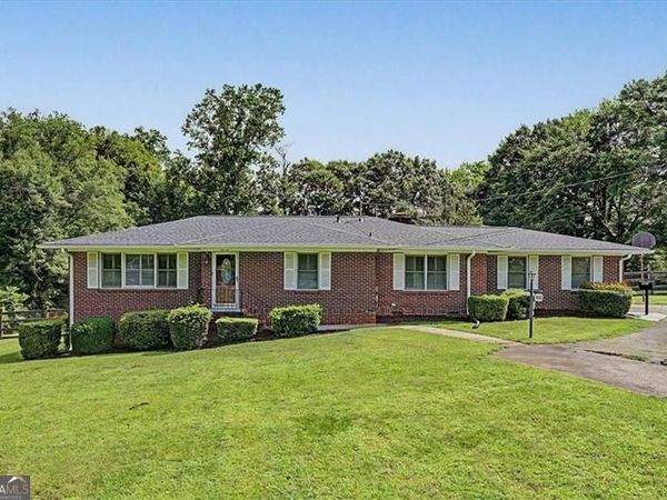3010 N Main Street NW, Kennesaw, GA 30144