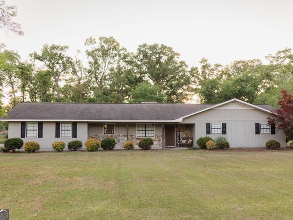 6788 Ga Highway 121 SE, Surrency, GA 31563