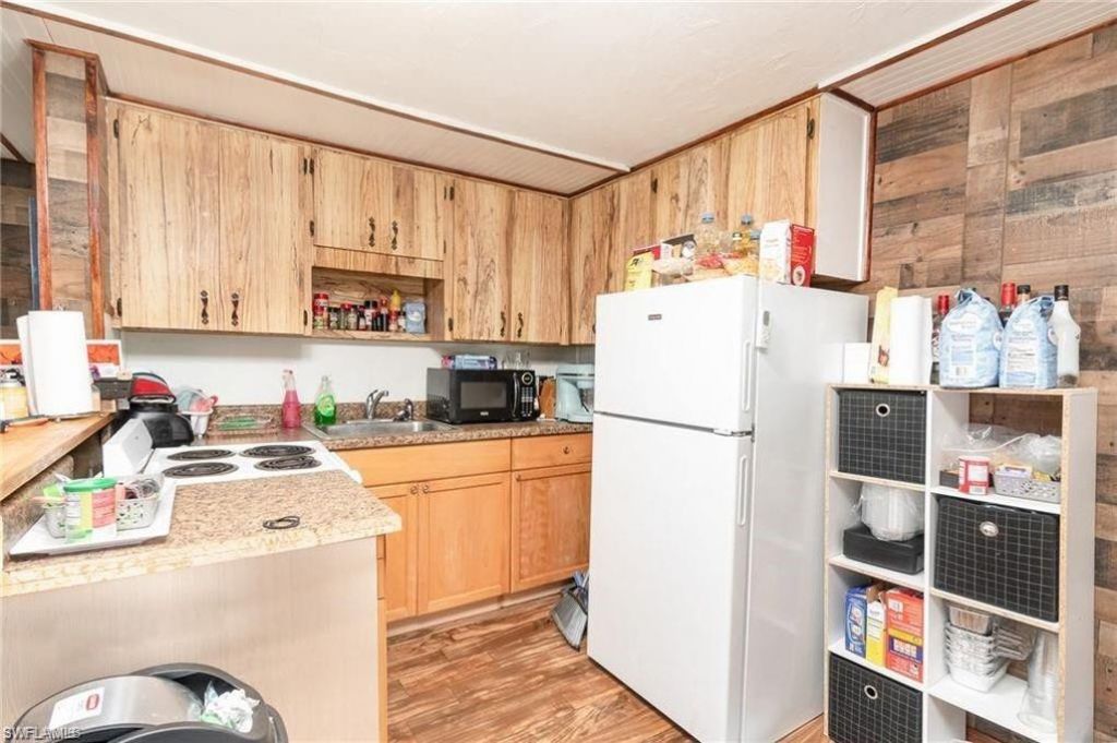 102 3rd St , Fort Myers, FL 33907 Photo