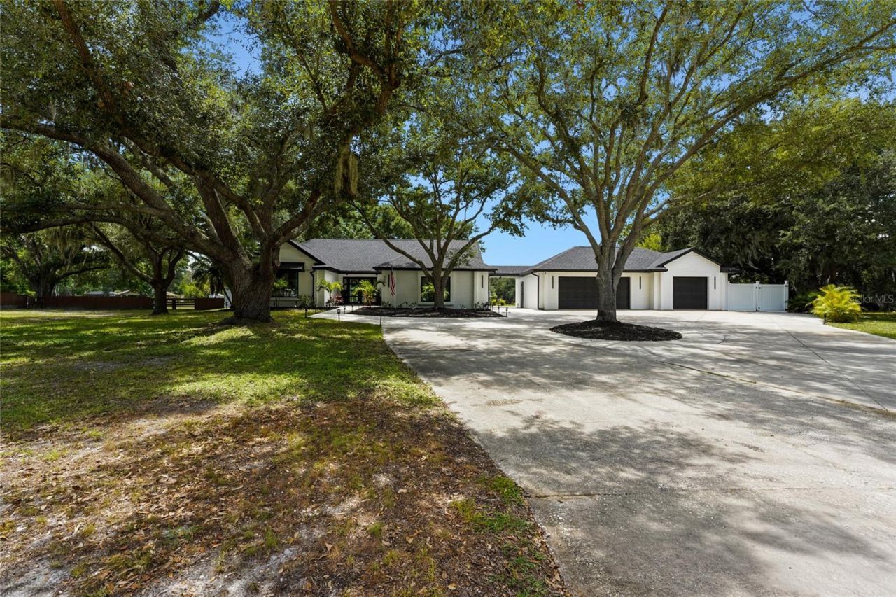 906 136th Street E, Bradenton, FL 34212 Photo