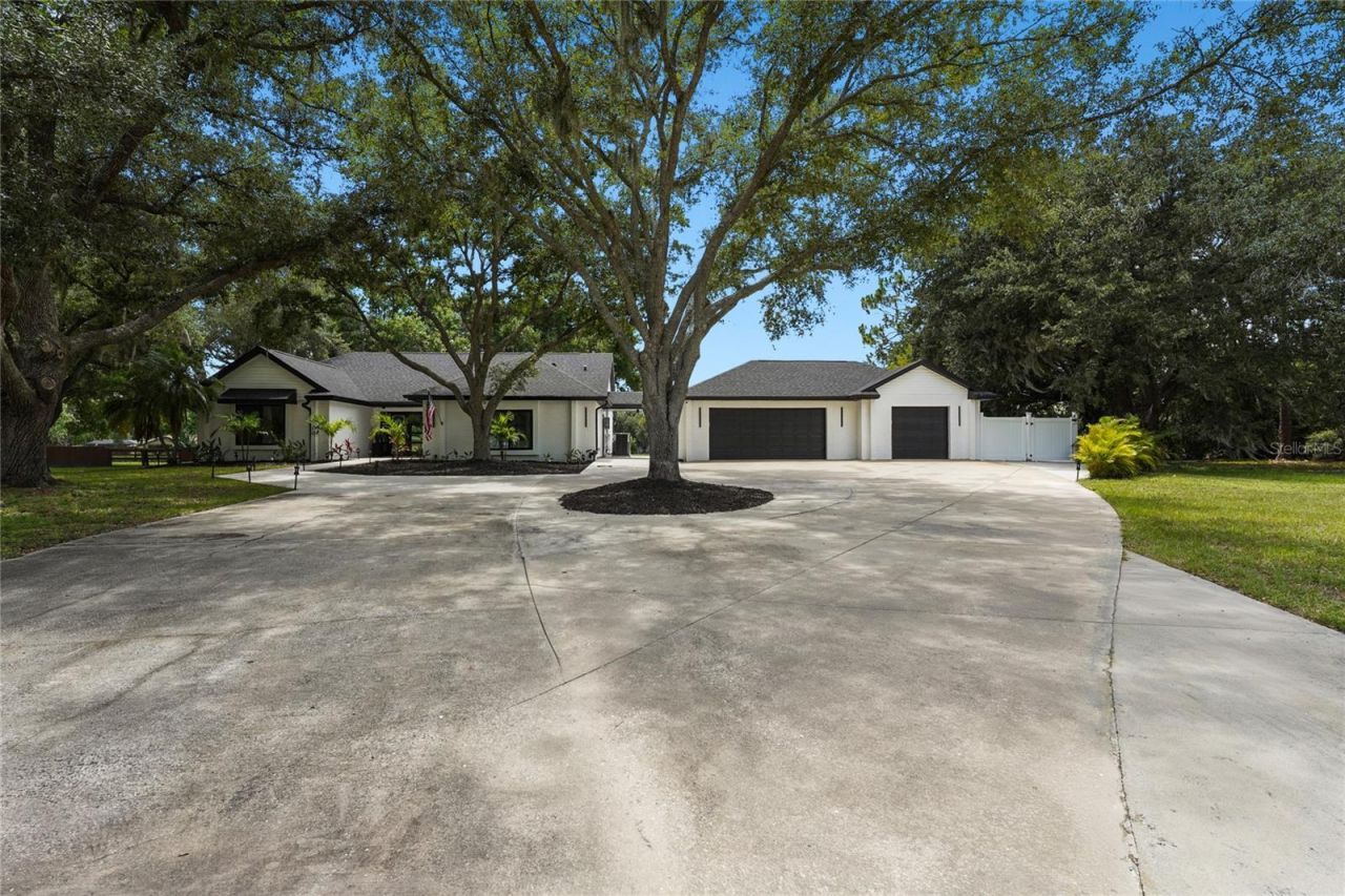 906 136th Street E, Bradenton, FL 34212 Photo