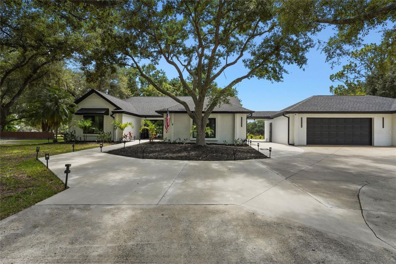 906 136th Street E, Bradenton, FL 34212 Photo