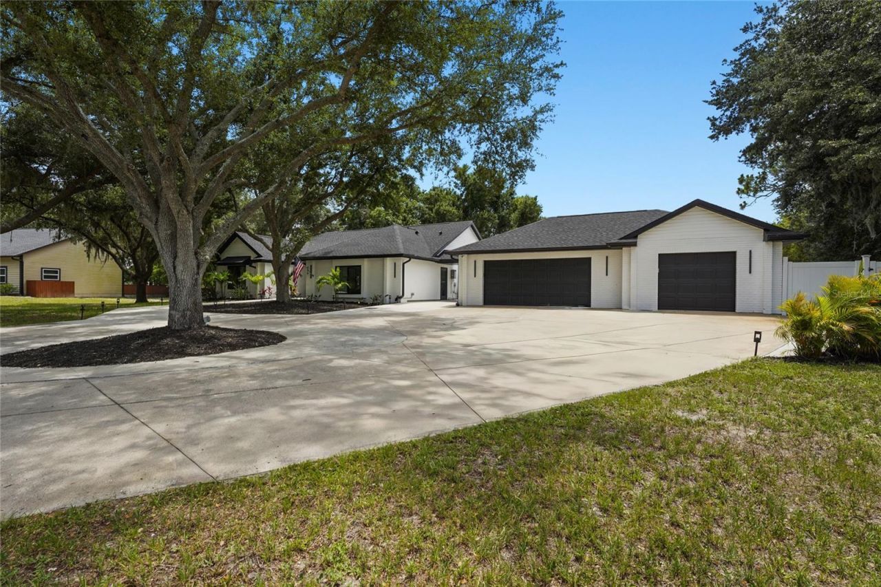 906 136th Street E, Bradenton, FL 34212 Photo