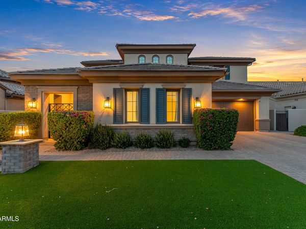 40 W TONTO Drive, Chandler, AZ 85248