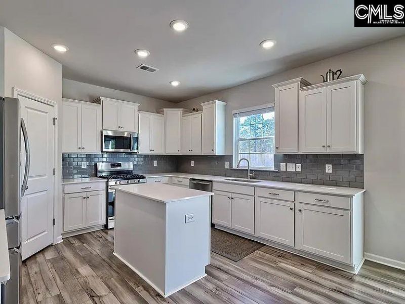 236 Shadowbrook Way  Photo 5