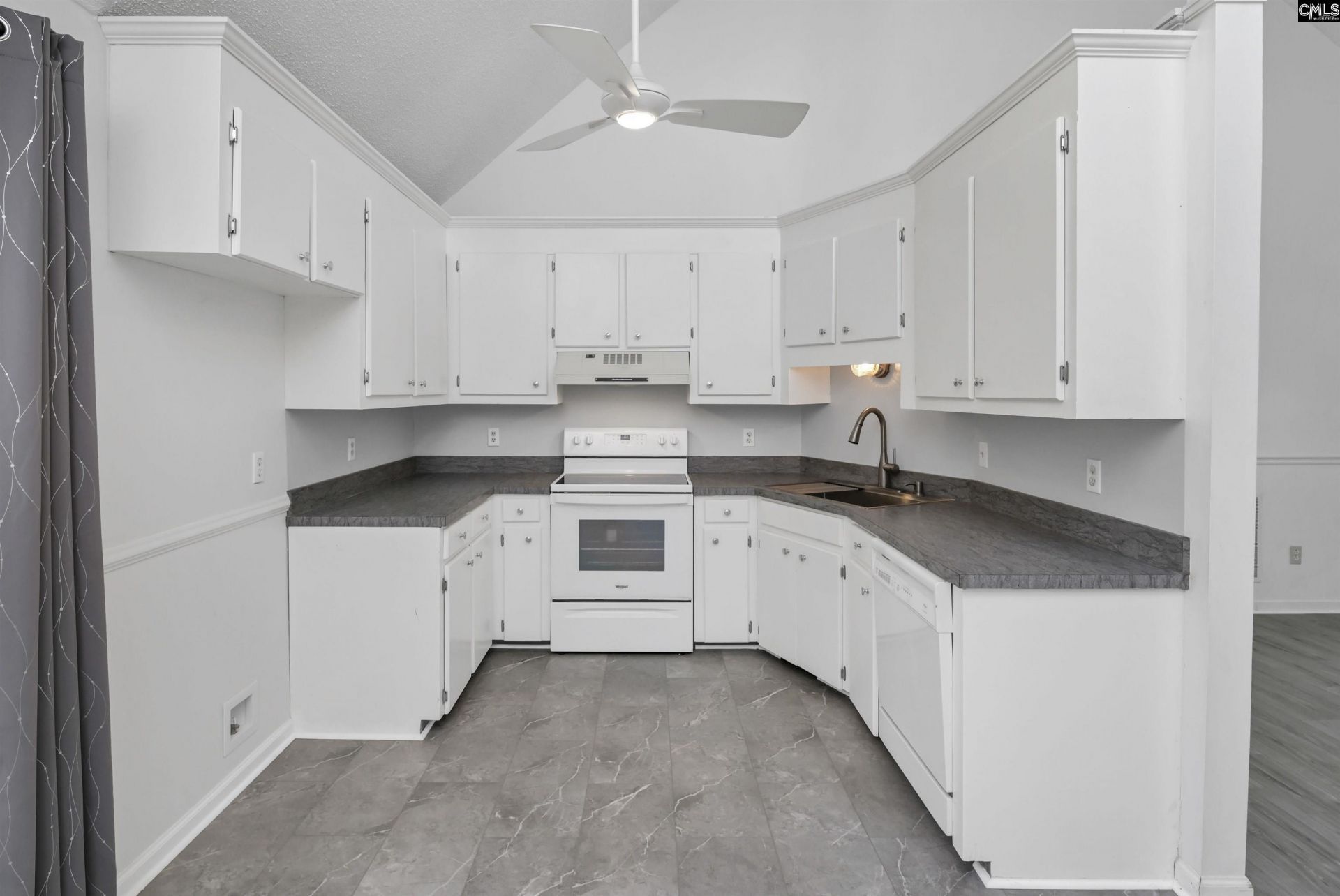 1158 Nazareth Road  Photo 11
