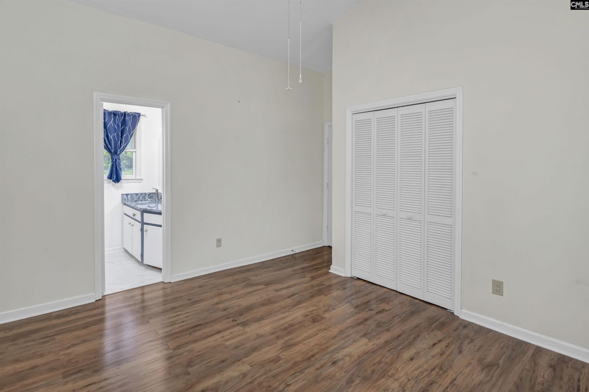 1158 Nazareth Road  Photo 16