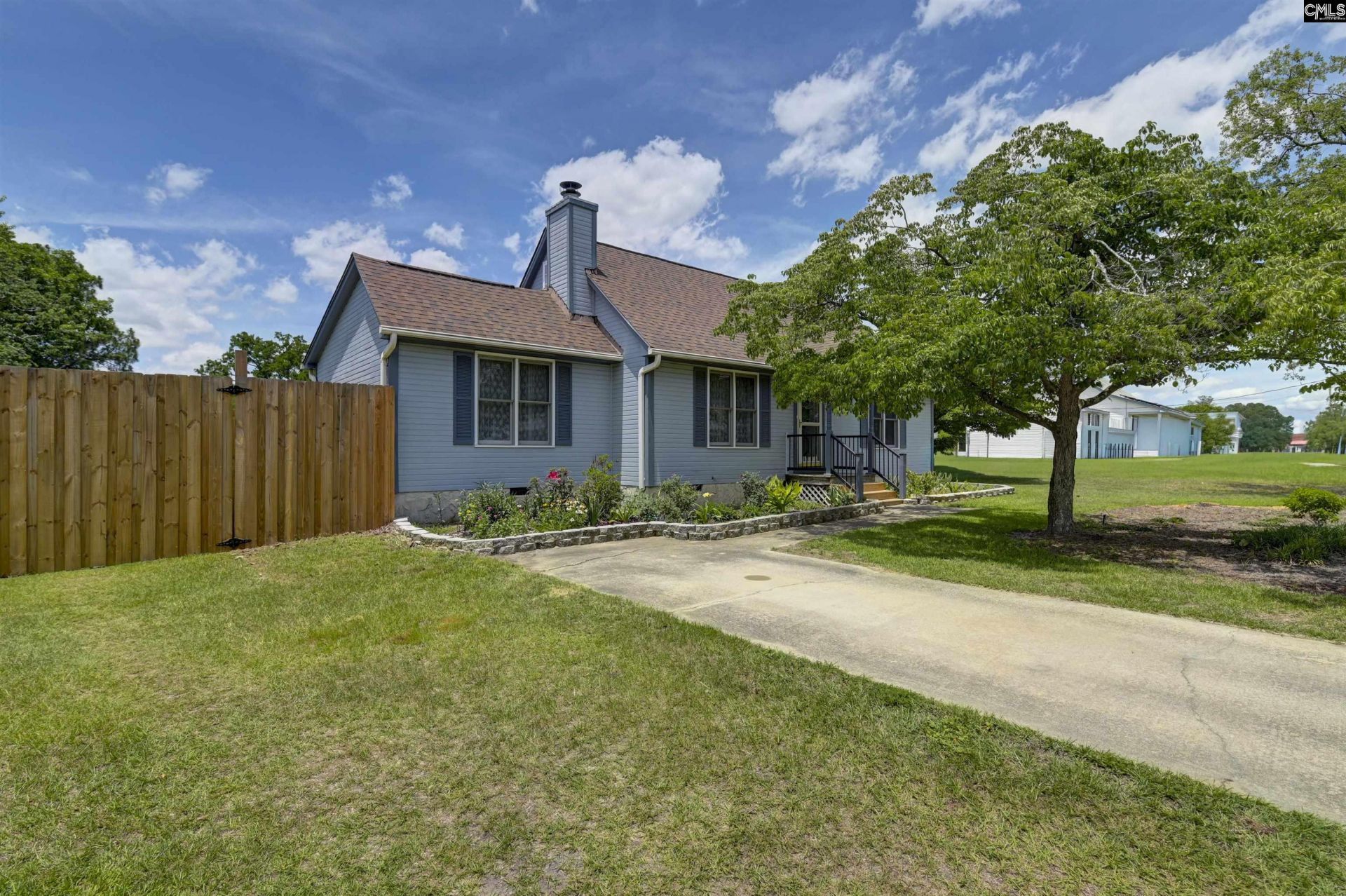 1158 Nazareth Road  Photo 4