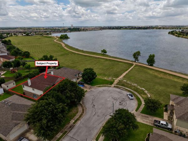 18305 Lake Edge CT, Pflugerville, TX 78660