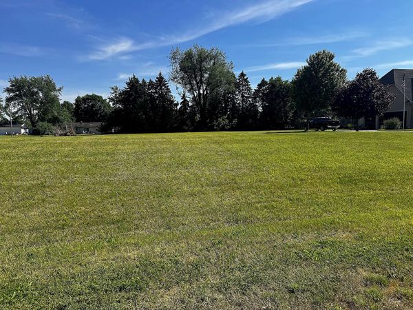 6 Wheatland Drive, Tecumseh, MI 49286