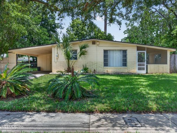 5527 BENEY Road, Jacksonville, FL 32207