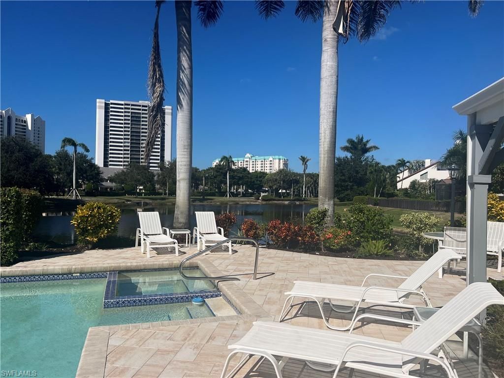 611 Bridgeway Ln, Naples, FL 34108 Photo