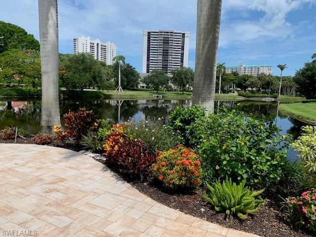 611 Bridgeway Ln, Naples, FL 34108 Photo